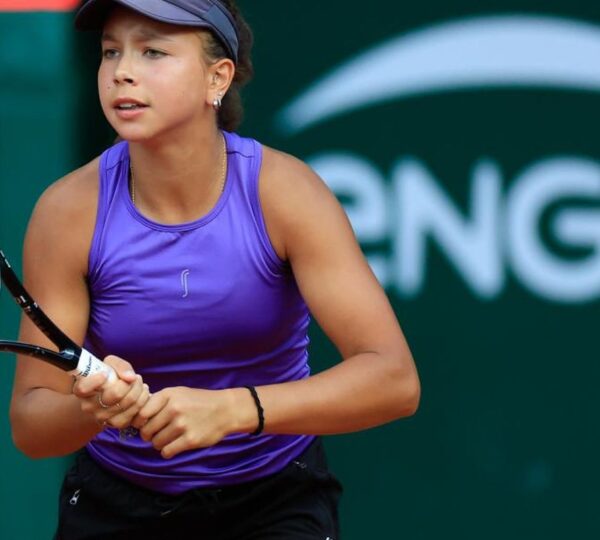 Eduarda Gomes é campeã do Roland Garros Júnior
