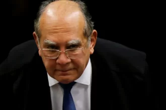 Gilmar Mendes vota para derrubar lei que proíbe cotas raciais em universidades de SC