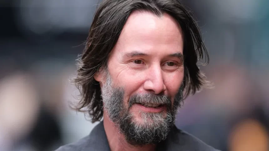 Keanu Reeves busca redenção em comédia sobre a cultura do cancelamento
