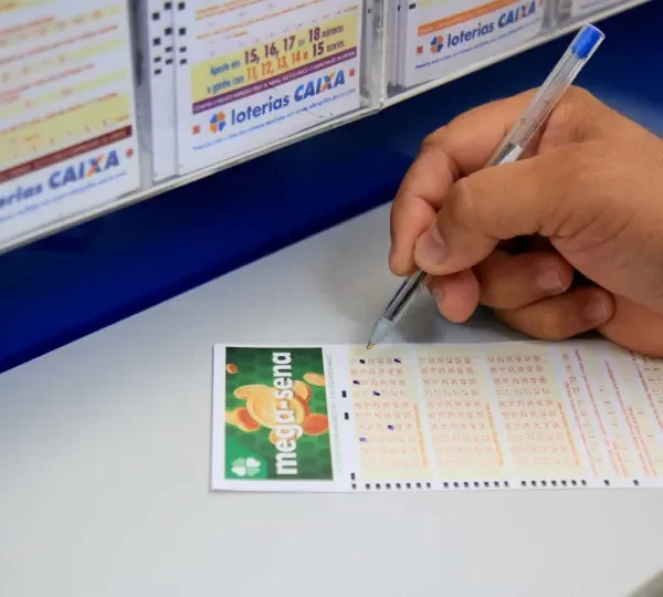 Mega-Sena acumulada vai sortear R$ 100 milhões no próximo sábado
