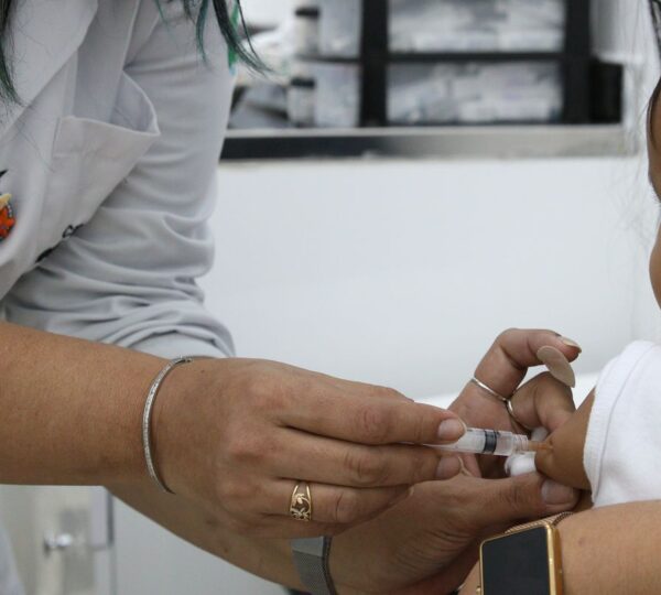 Síndrome Respiratória Aguda Grave aumenta em bebês até 2 anos