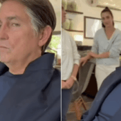 O ator Jim Caviezel como Jair Bolsonaro