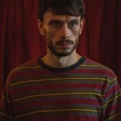 Richard Gadd em cena de "Bebê Rena", da Netflix