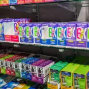 De olho nos jovens, indústria do tabaco tenta liberar aditivos de sabor e aroma, alerta Inca