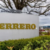 Ferrero é condenada após crianças consumirem Kinder Ovo com larvas em MG
