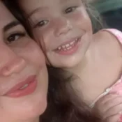Mãe e filha de 3 anos são achadas mortas em carro submerso em rio do PR