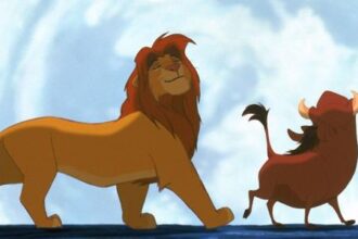 Cena da música "Hakuna Matata" no filme "O Rei Leão" (1994)