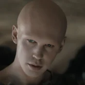 Quem é o ator por trás desses personagens?