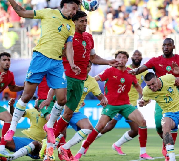 Brasil sofre com Marrocos e estreia na Copa do Mundo com empate