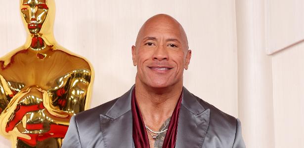 Dwayne Johnson durante celebração do Oscar em 2024