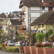 Funcionário morre durante manutenção em parque de neve de Gramado