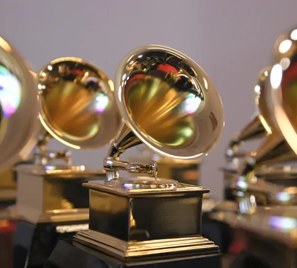 Grammy anuncia categoria de melhor música latina e atualiza regras