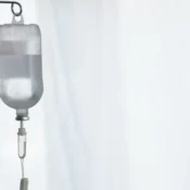 Homem com suspeita de ebola viajou de Guarulhos (SP) ao Rio de ônibus, diz Ministério da Saúde