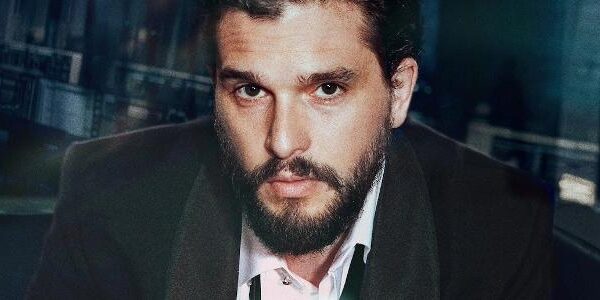 Kit Harington falou sobre a experiência de fazer par romântico com Sophie Turner em