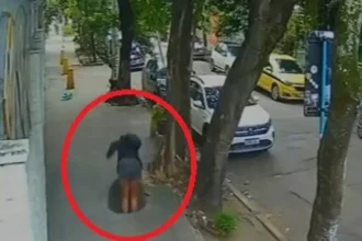 Mulher cai em bueiro no Rio e fica presa após tampa se fechar; veja