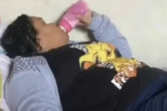 Mulher de 37 anos finge ter 12 e é adotada por família em Santa Catarina