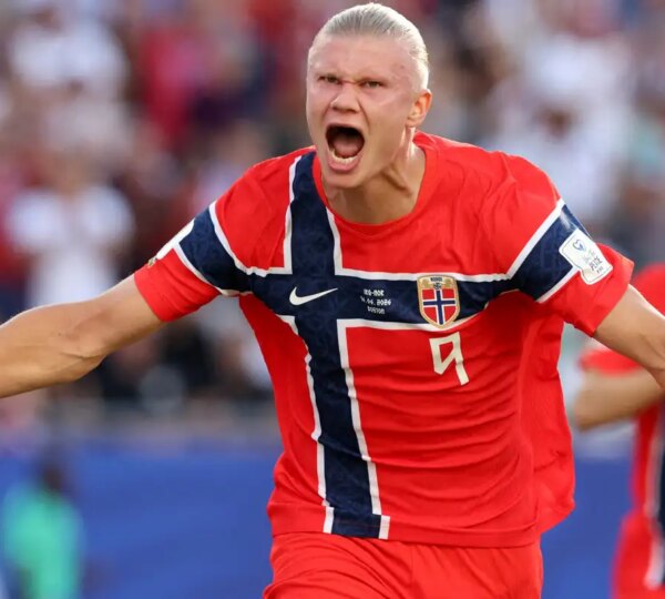 Noruega goleia Iraque na estreia na Copa; Haaland marcou dois gols