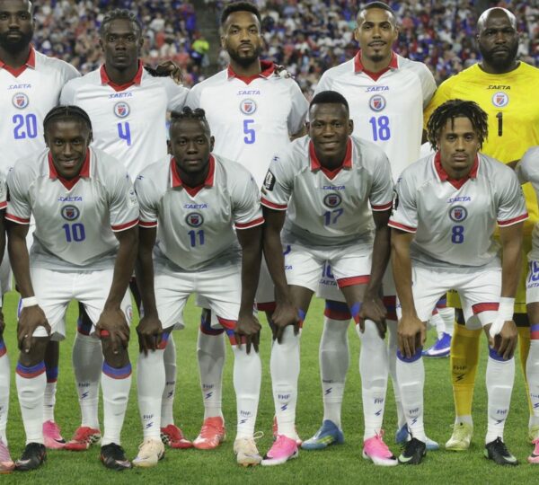 Rival do Brasil na Copa, Haiti celebra a esperança em meio à crise