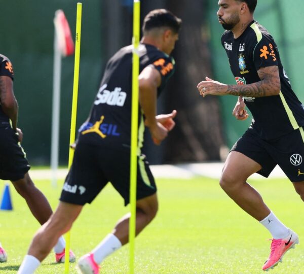 Seleção brasileira se reapresenta e faz 1º treino para encarar Haiti