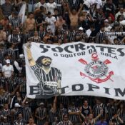 Sócrates, ídolo do Corinthians e da seleção, recebe honraria na Alesp