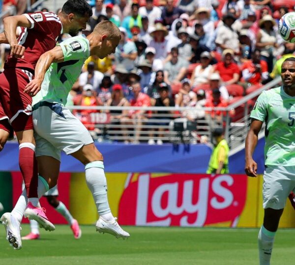 Suíça desperdiça chances e Catar arranca empate no fim pelo Grupo B