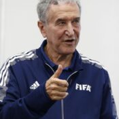 Técnico do tetra, Carlos Alberto Parreira é internado no Rio