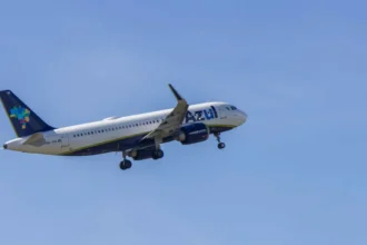 Voo da Azul para os EUA retorna a Campinas (SP) por 'questões técnicas'